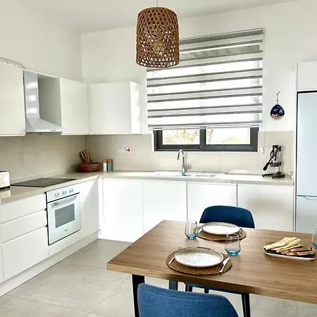 Kantara Holistic Wellness Apartment Flamoudi